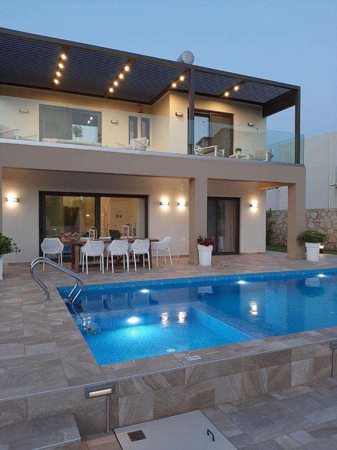Mirsini Villa