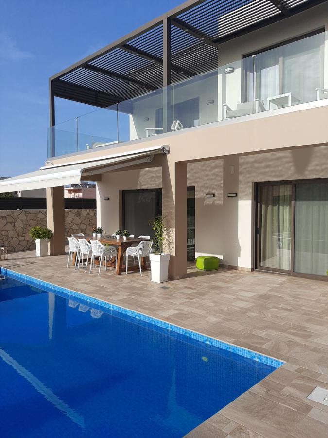 Villa Mirsini Platanias (Crete)