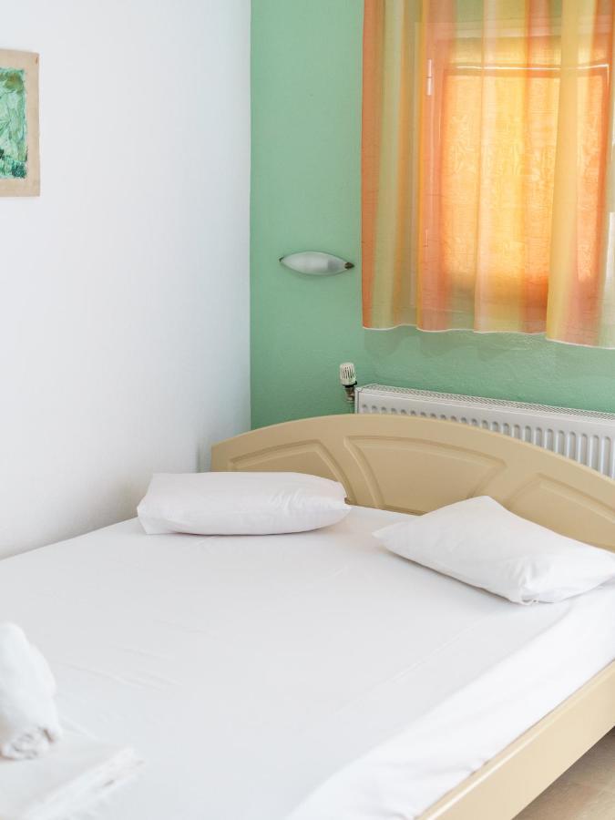Apartment Achilleas Paralia Skotinis