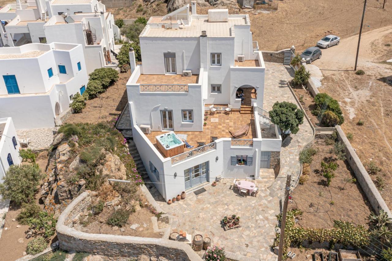 Argo Villa Glinado Naxos