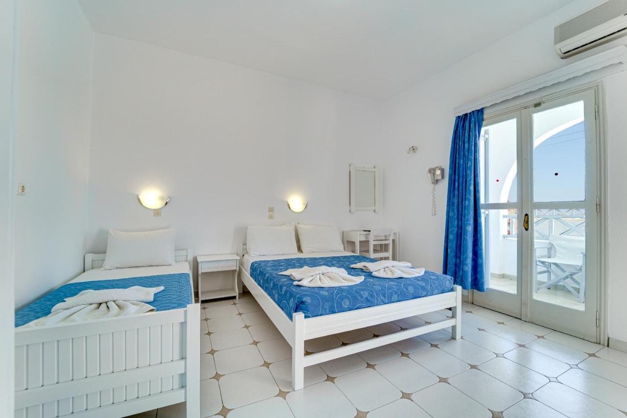 & Joanna Aparthotel Perissa (Santorini)