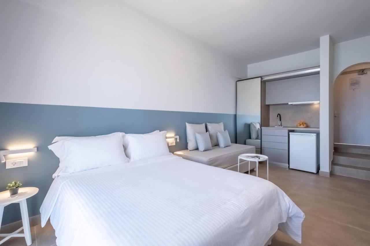 Nelly'S Apartments 3* Tolo