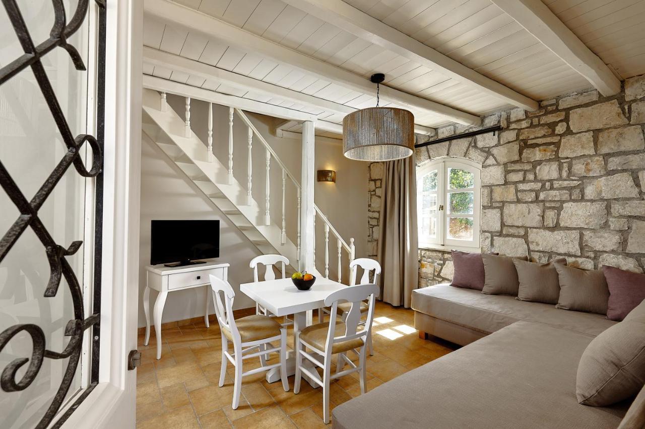 Marni Village Aparthotel 3*