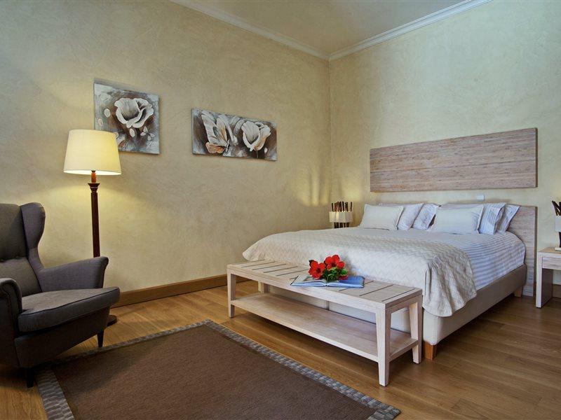 Veneziano & 4* Nydri (Lefkada)