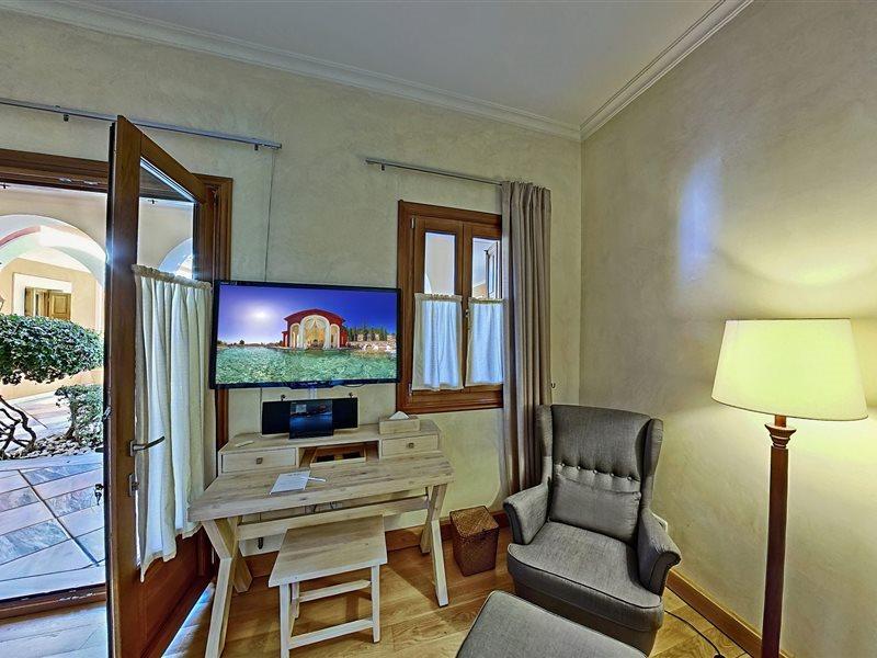 Veneziano & Hotel 4*