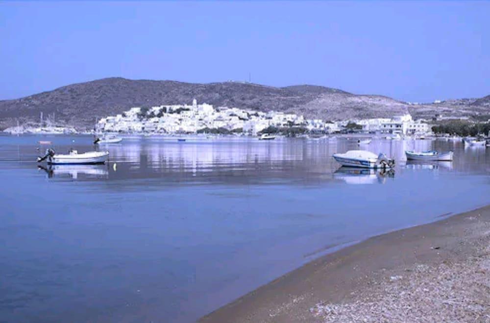 Meltemi 2* Adamantas (Milos)