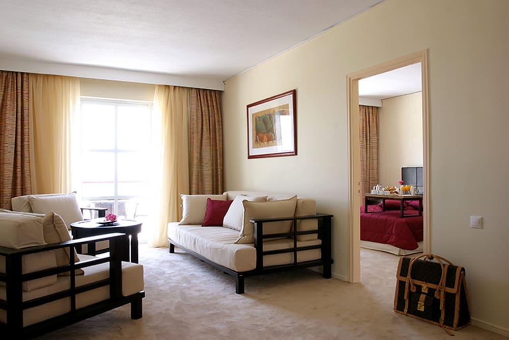 Erytha & Chios Resort