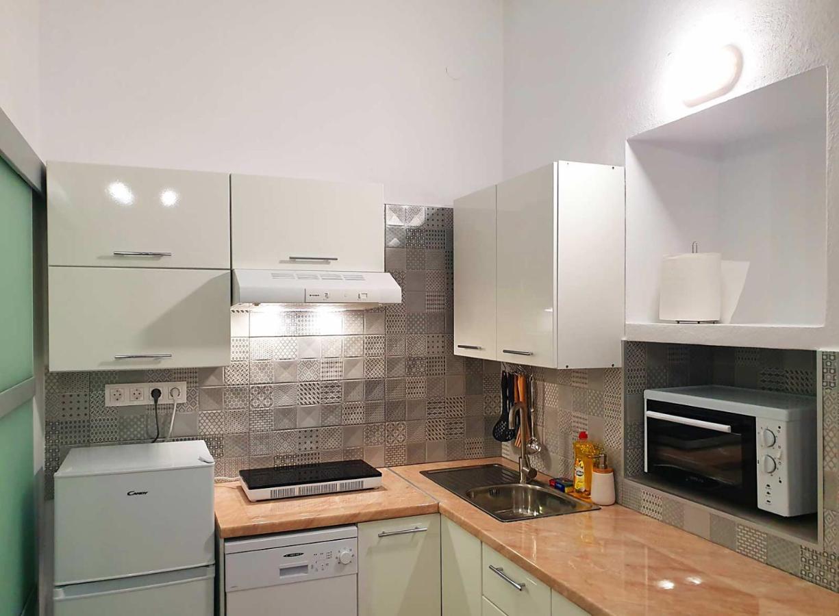 Milos Village Apartment