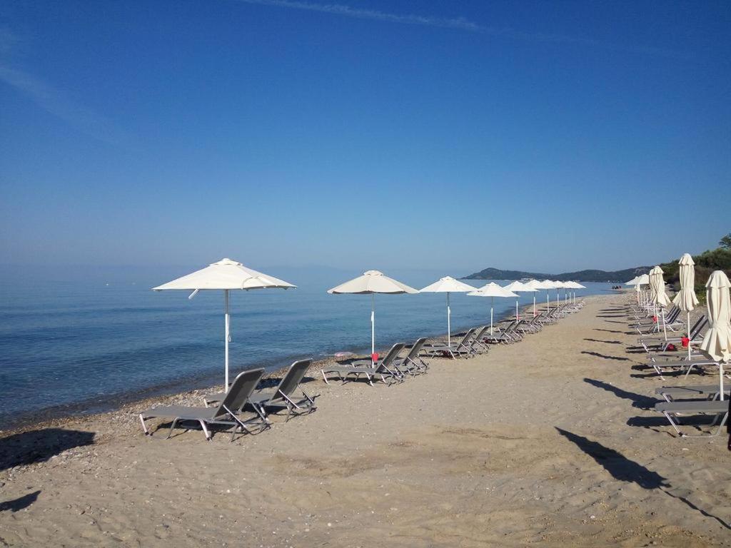 Skion Palace Hotel-bungalows & Boutique