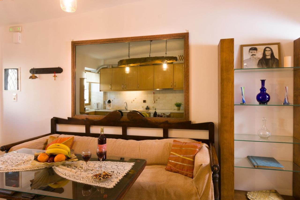 House Kritsa