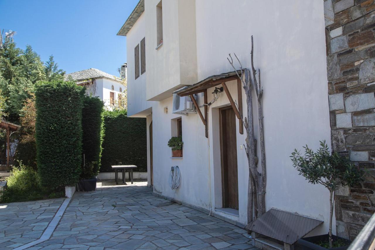 Iloi's In Peaceful Village W. Private Koropi