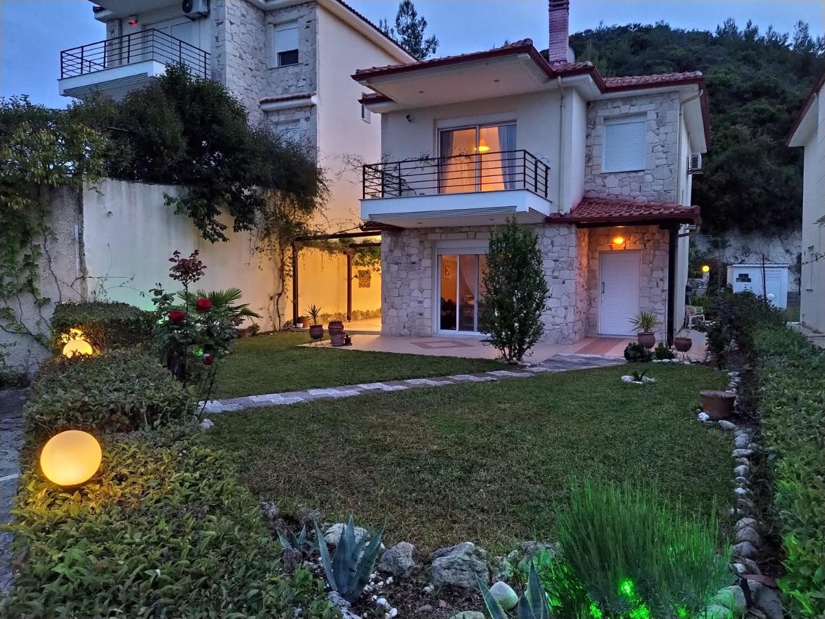 Detached House In A Quiet Place Hanioti