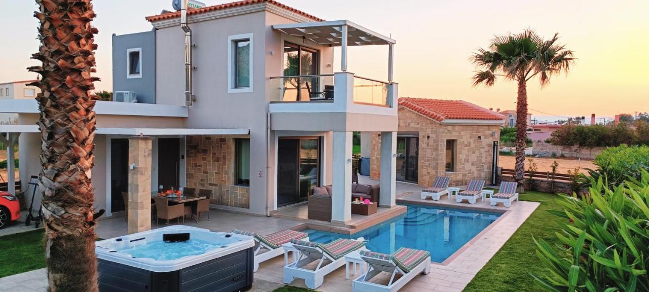 Alexandros Villa