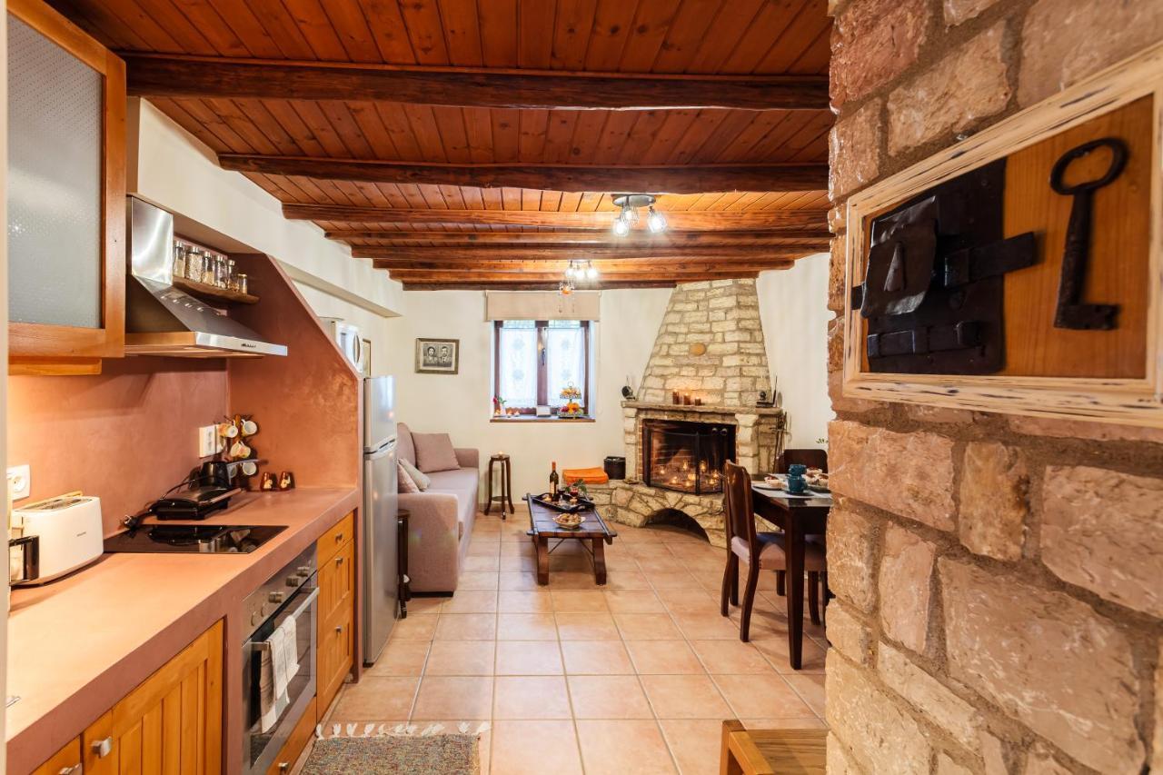 Olive Garden Stone House Near The Holiday home Petalidi