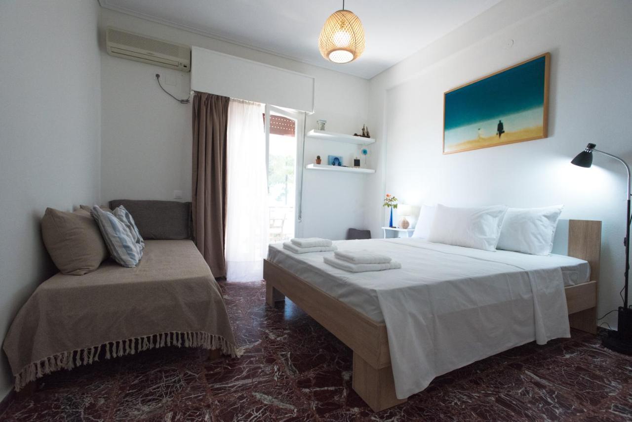 Melina Beachfront Apartment Malaki
