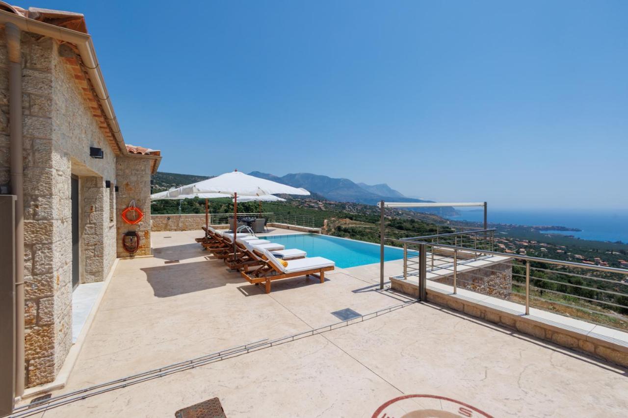 Manazil Mani - Luxury Villa Stoupa