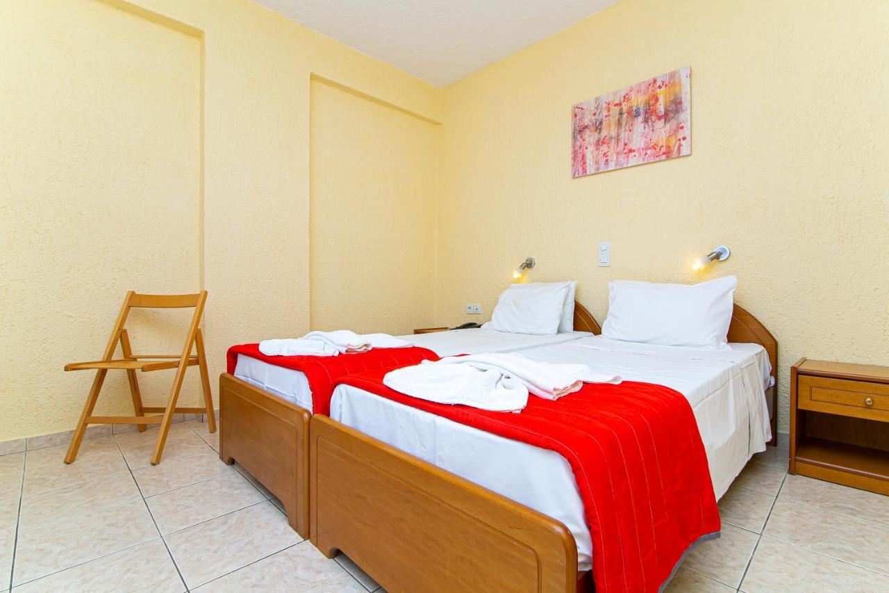Hotel Triton