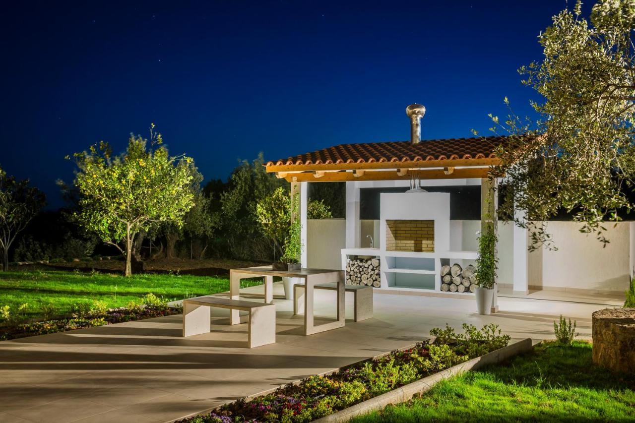 Olea O' Luxury Living Villa Pesadha