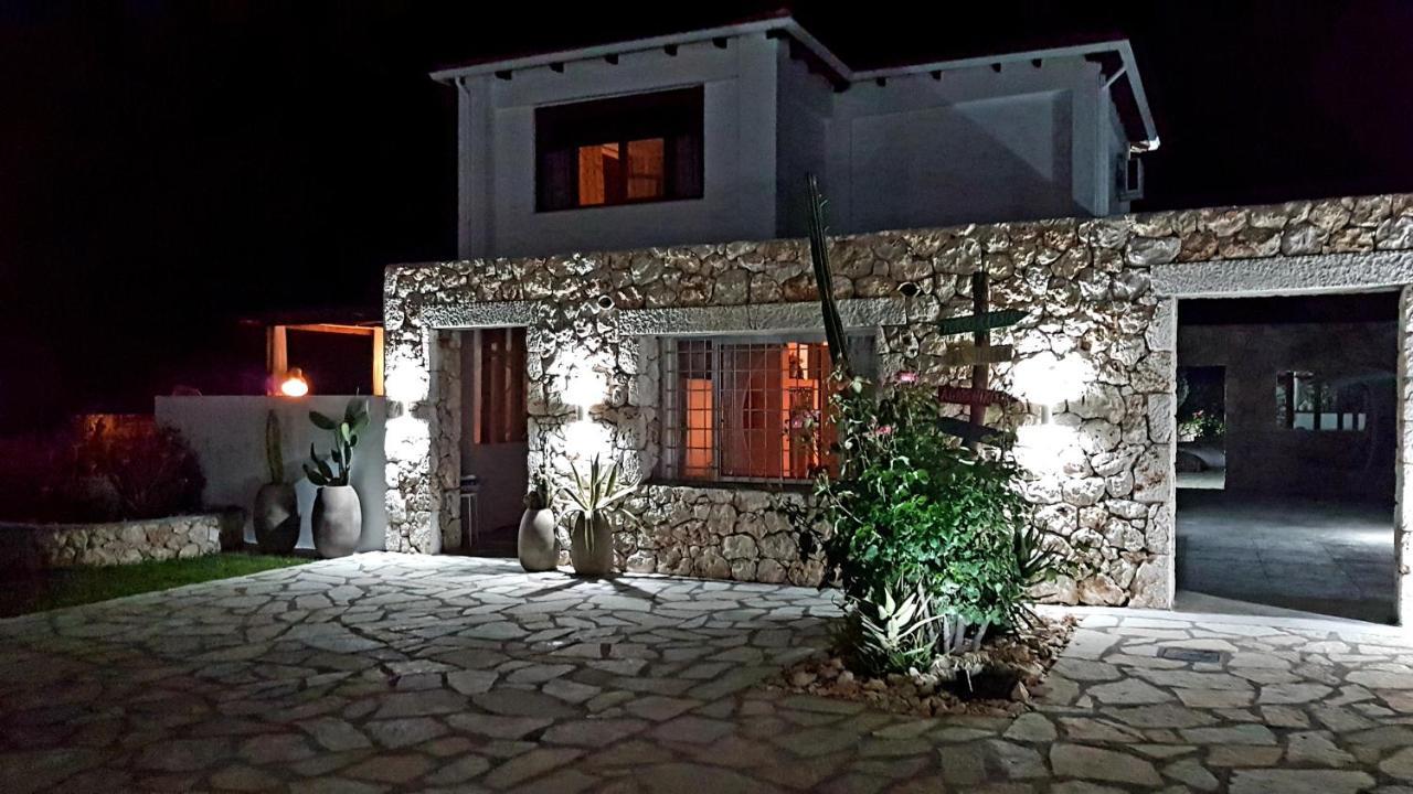Villa Luxury Athina Nikiana