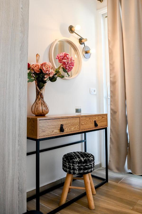 Apartment By Georgia