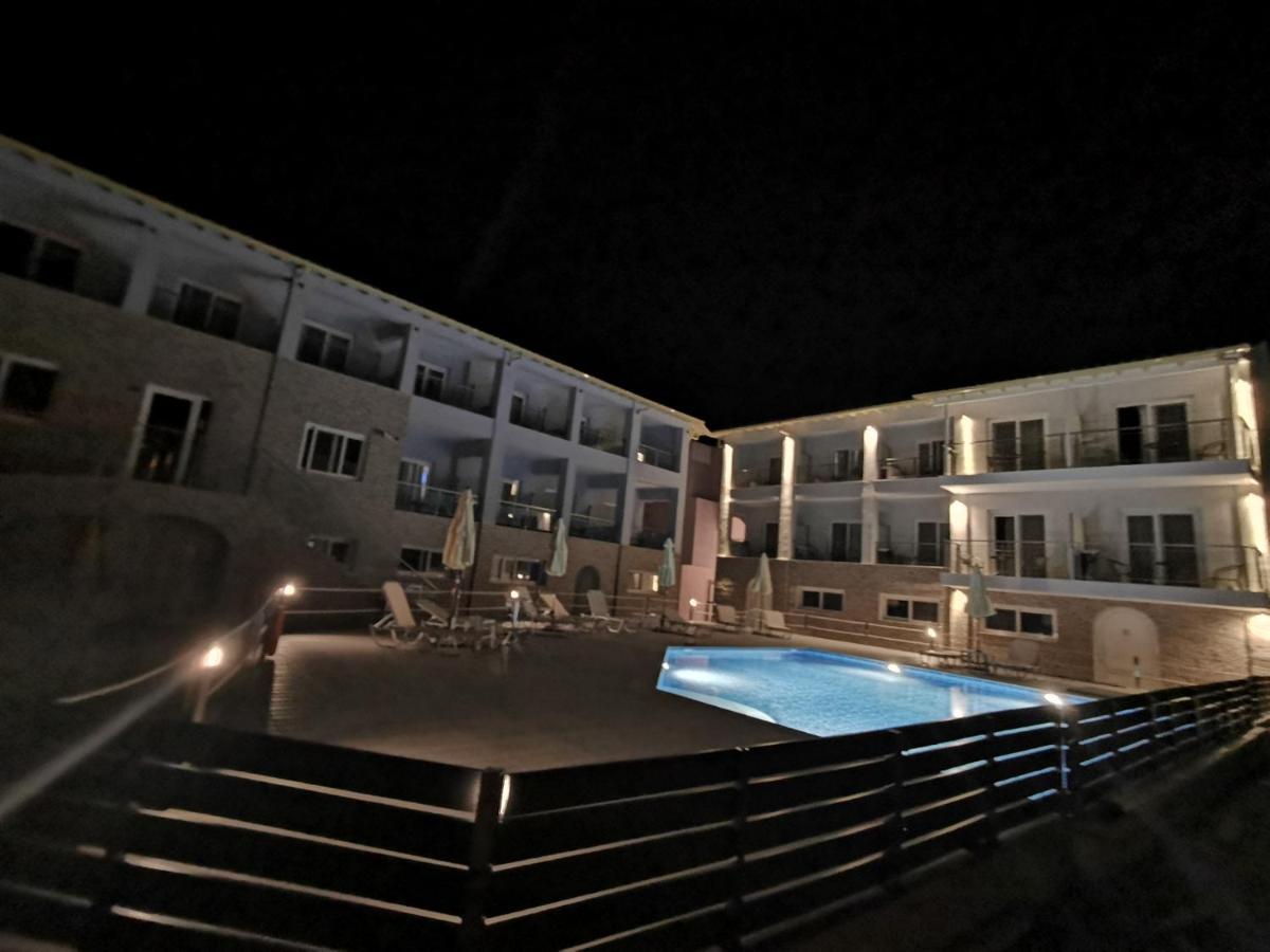 3 Island View