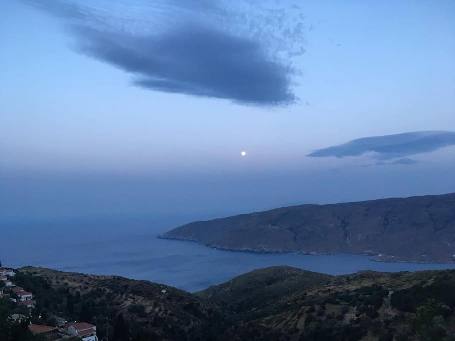 Holiday home Veloni Andros Kochilos