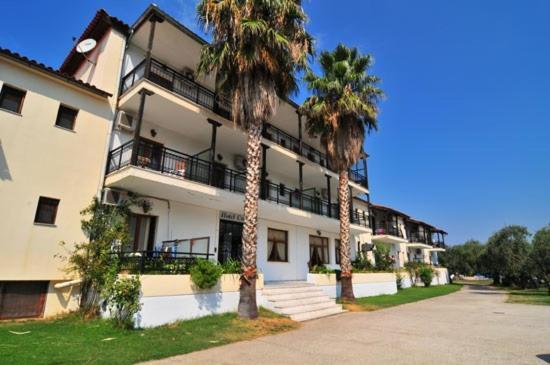 Hotel Coral 2*