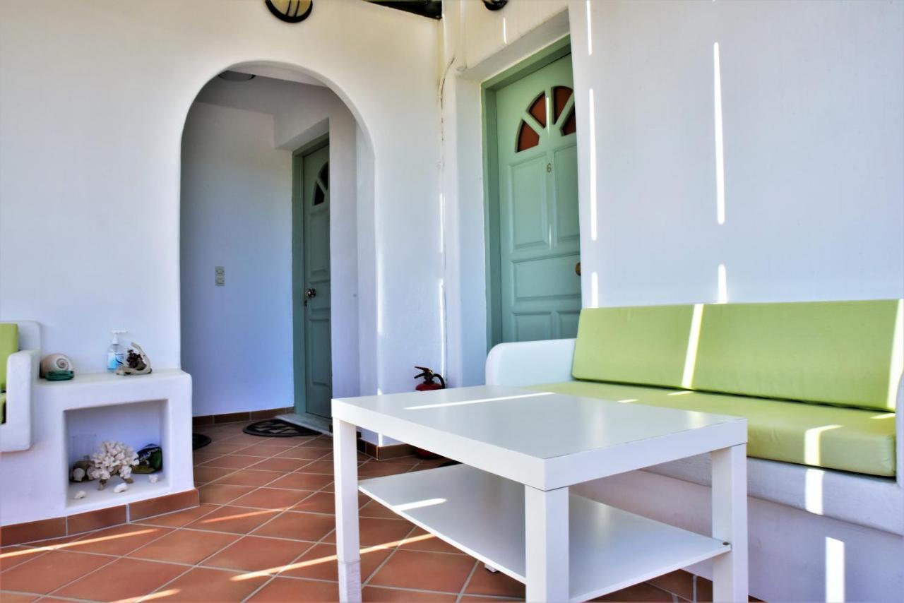 Avra Milos Guest house