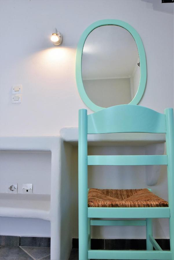 Avra Milos Guest house 2*