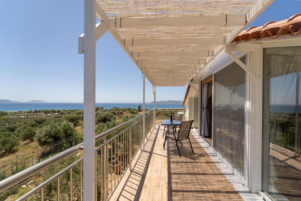 Donatos Apartment Finikounta