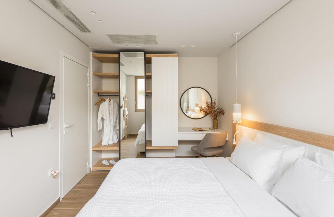 Villa Luria Homes