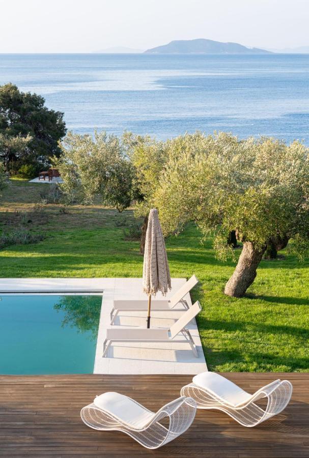 Villa Luria Homes *