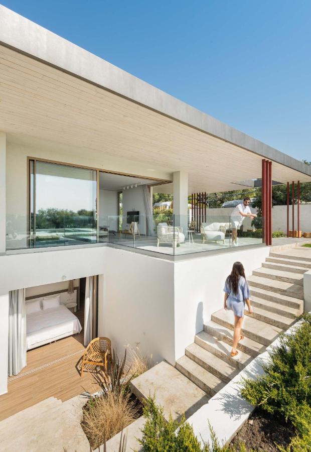 Luria Homes *