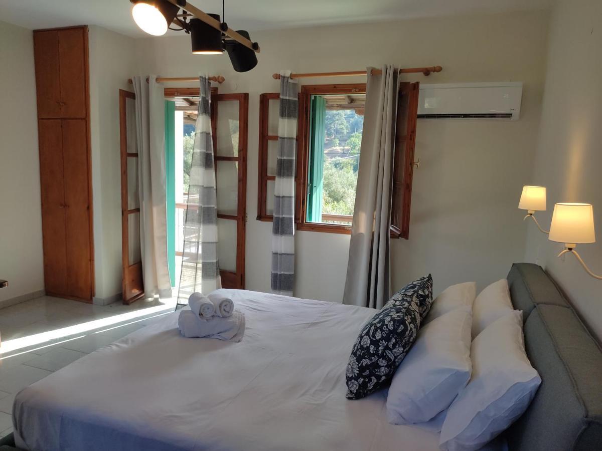 Dafnes Guest house