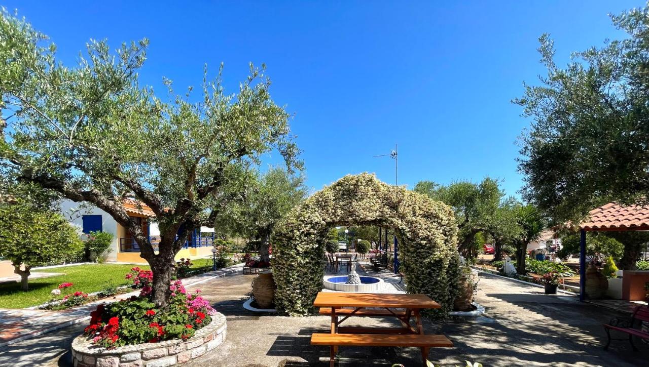 John & Jenny's Small Village Apartment Agios Andreas (Messenia)