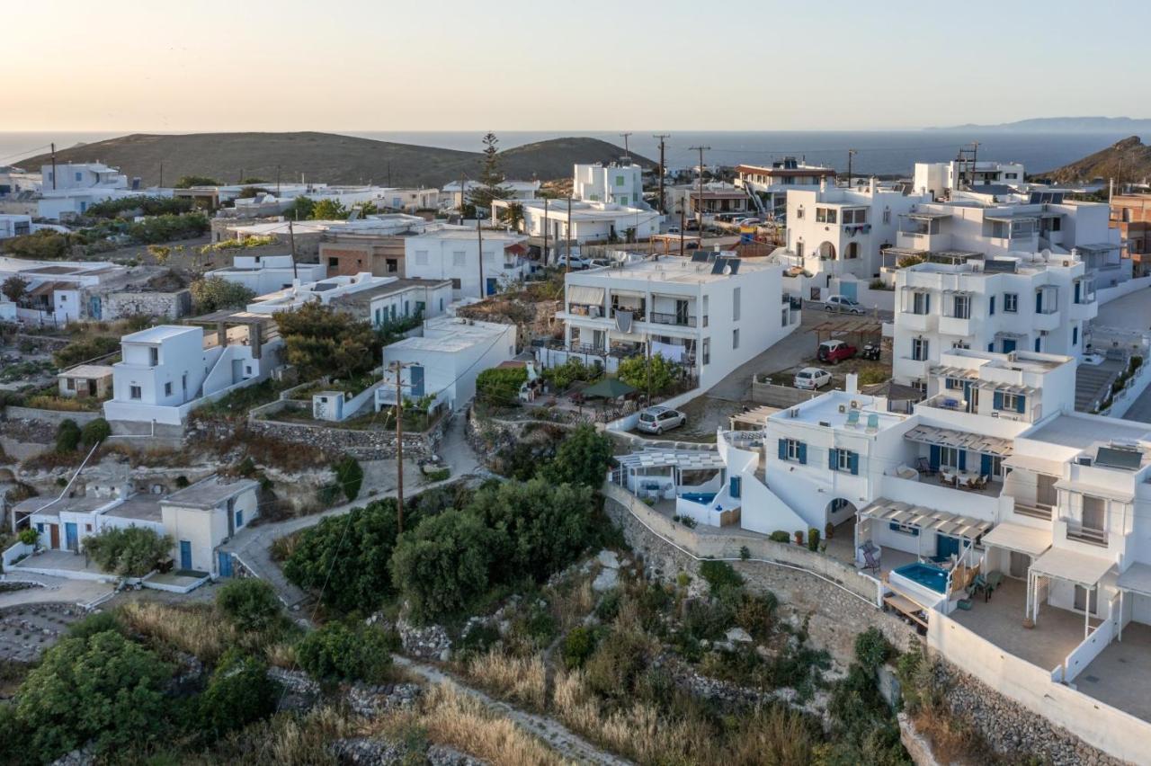Vira Vivere 3* Plaka (Milos)