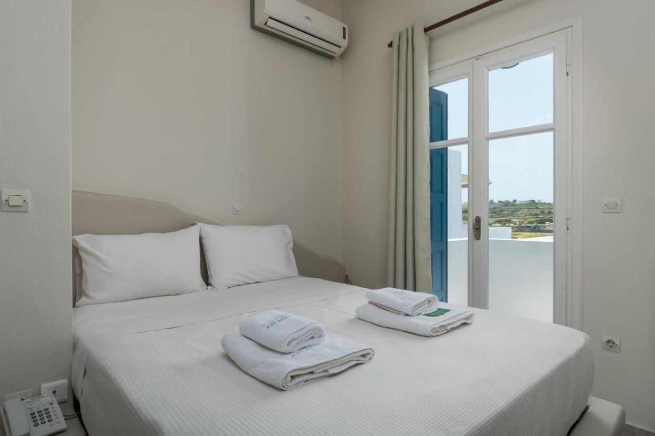 Vira Vivere 3* Plaka (Milos)