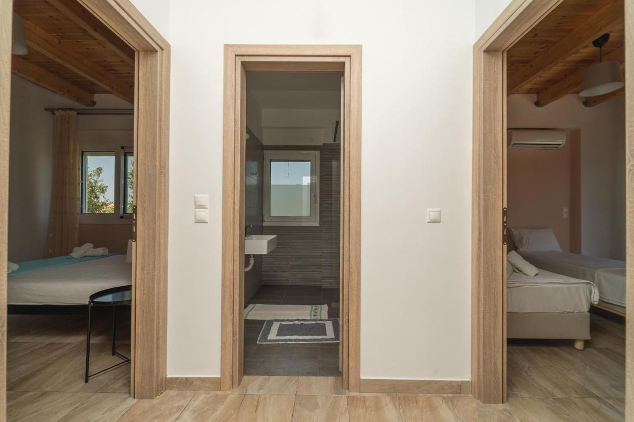 Donatos Apartment