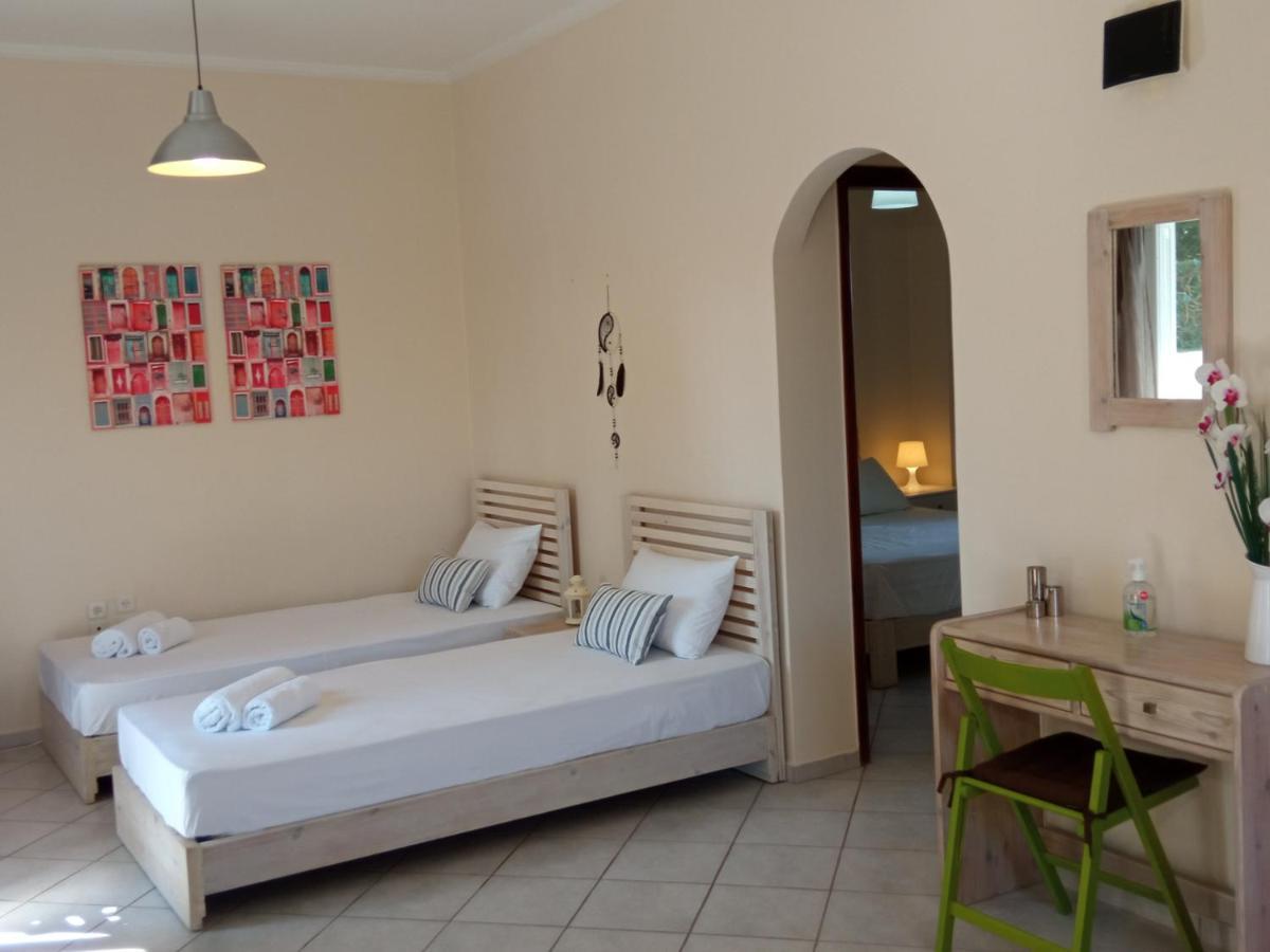 Sea Side House Holiday home Kourouta