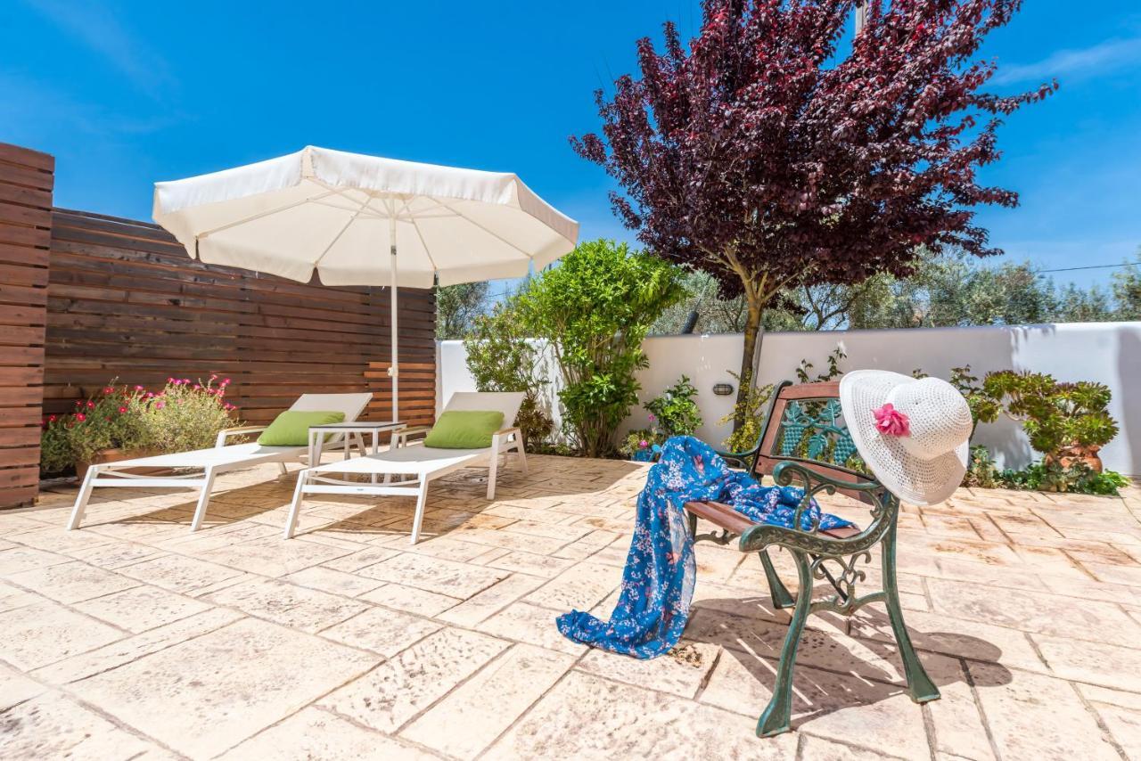 Villa Lorenzo With Private Pool, 200m From The Beach, By Zantewize Lithakia (Zakynthos)