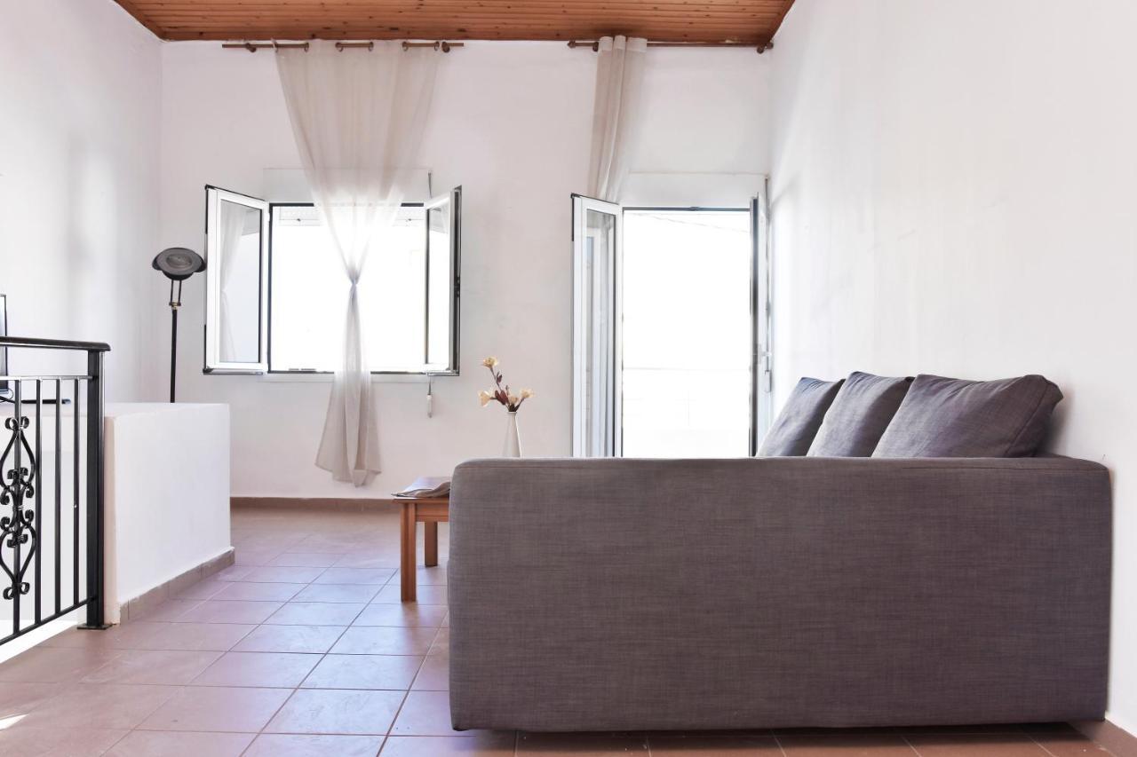 Manolia Apartment
