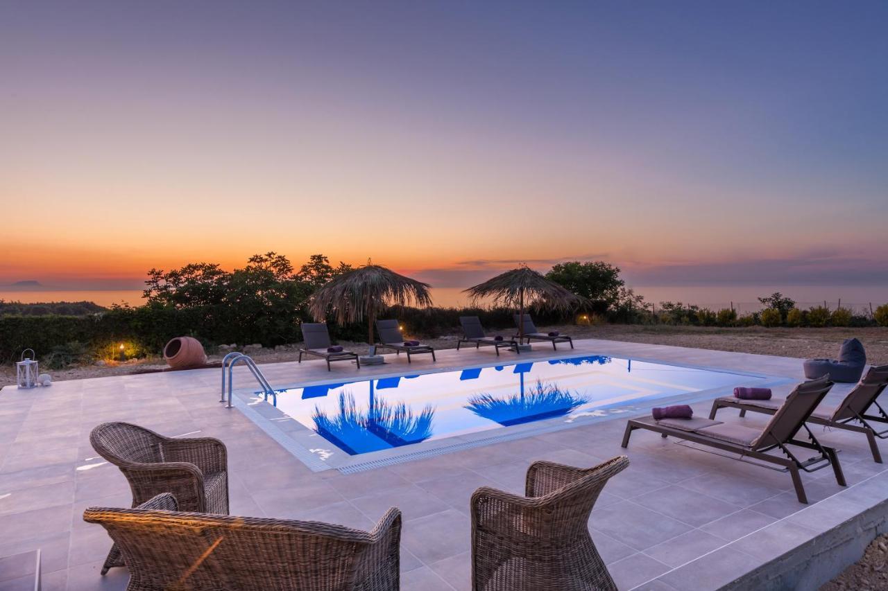 Villa Chrysalida, Unspeakble Views And Privacy!
