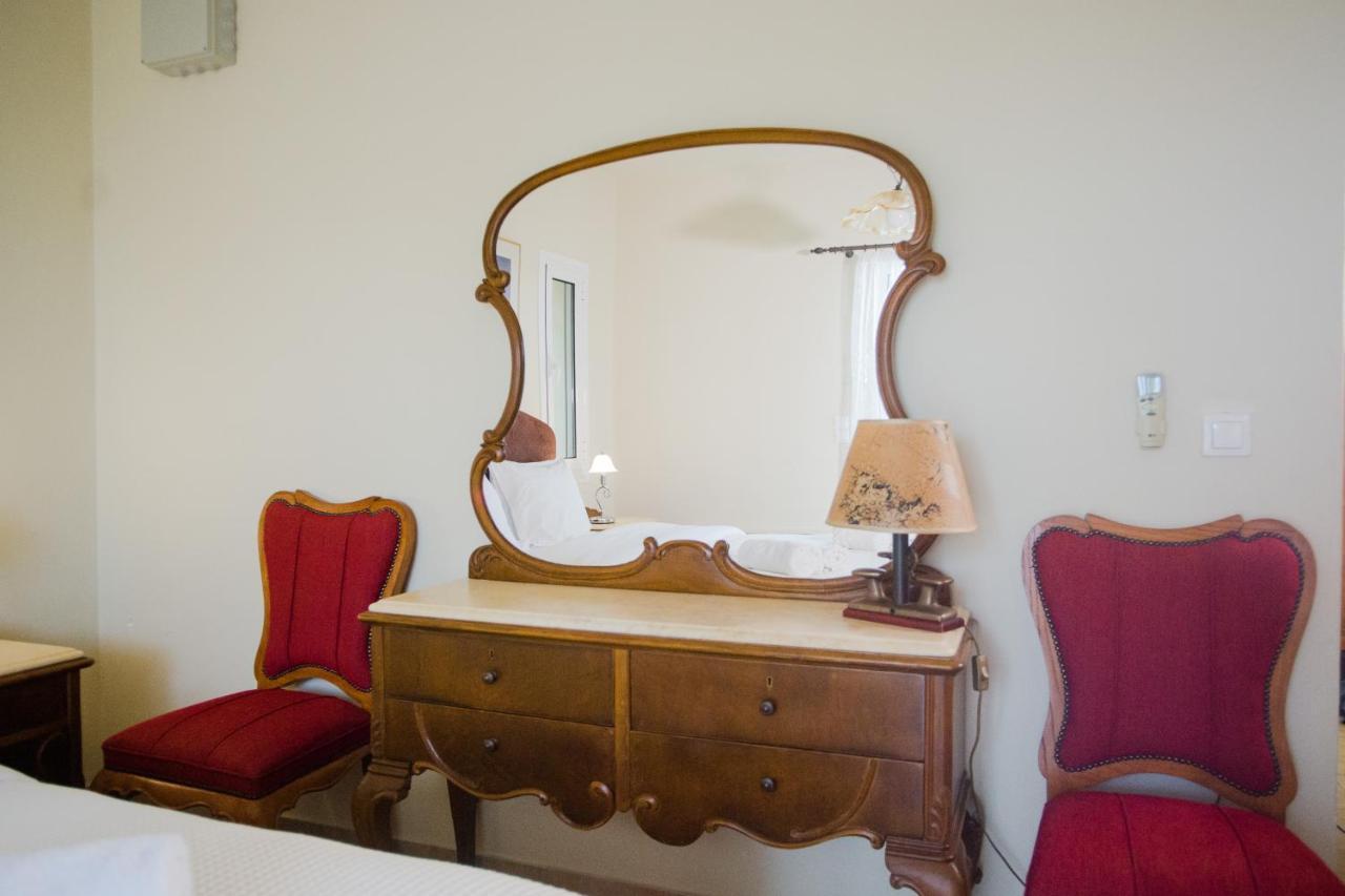 Pleiades Luxury Aparthotel 3*