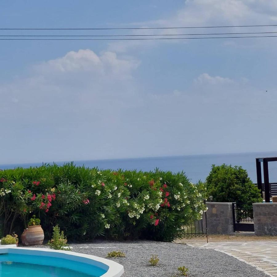 Nastazia Villa *