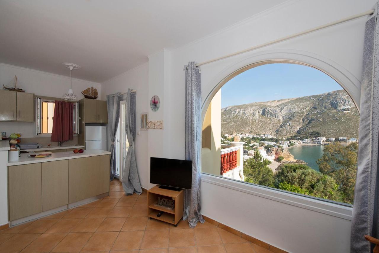Calliope Paradise Balcony Apartment