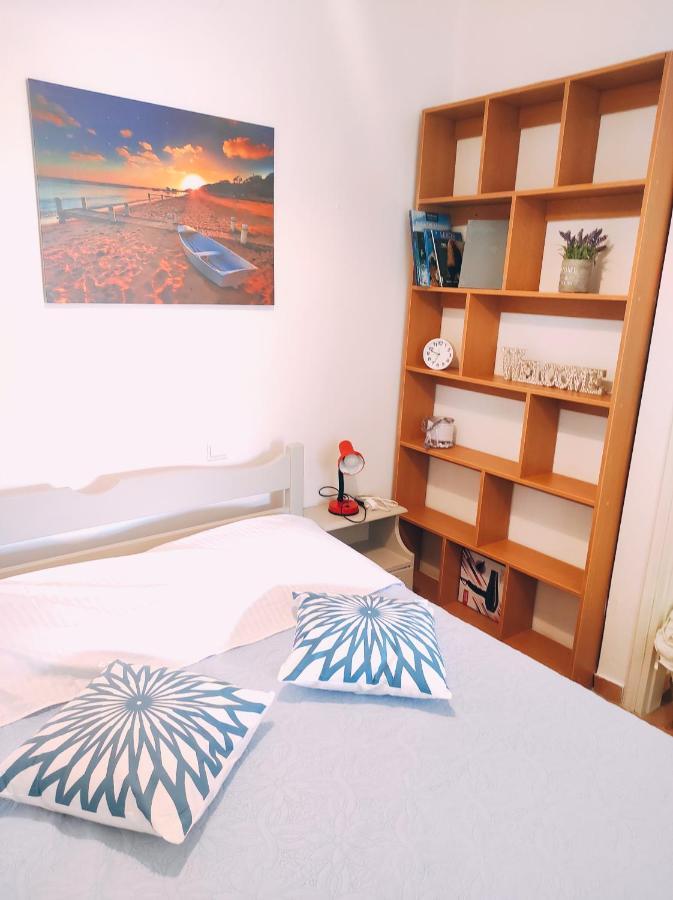 Calliope Paradise Balcony Apartment