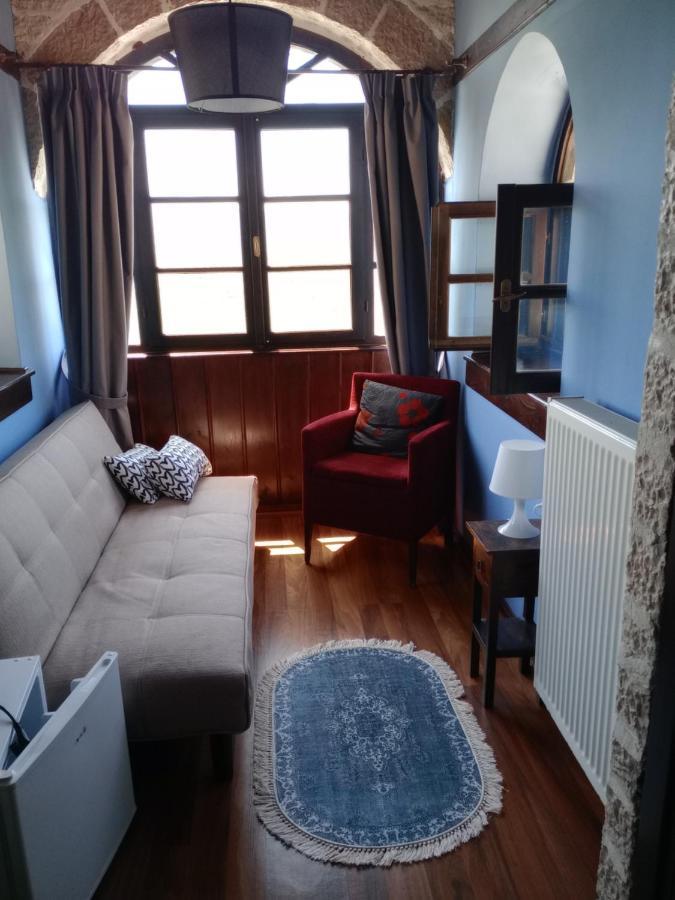 Soul Boutique Monodendri