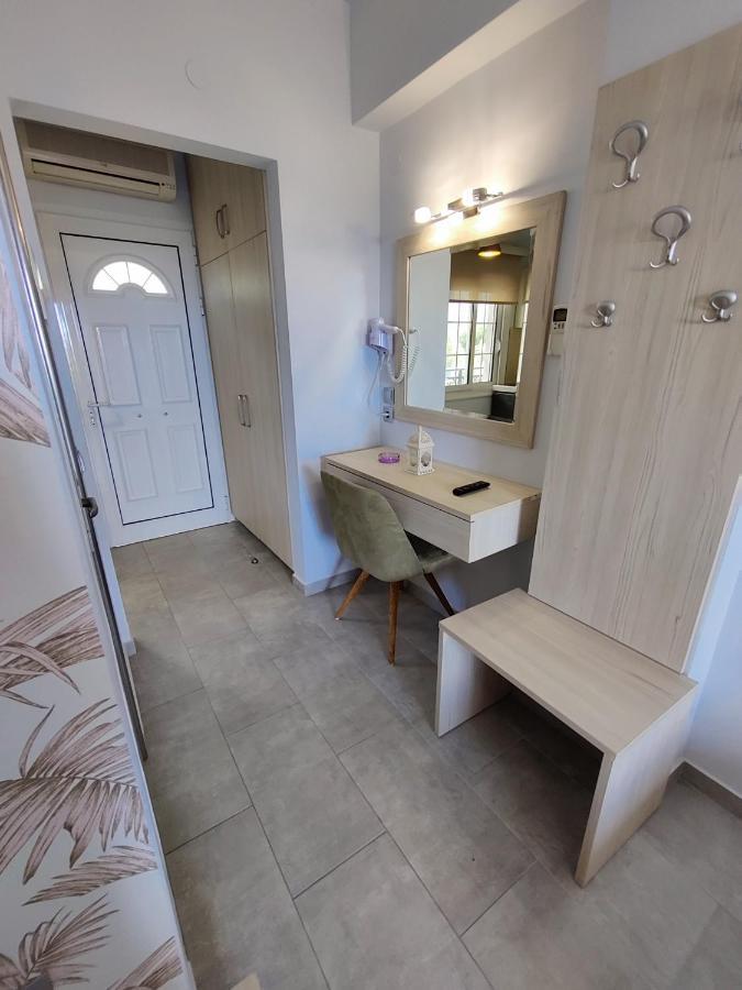 Apartment Studios Apollon