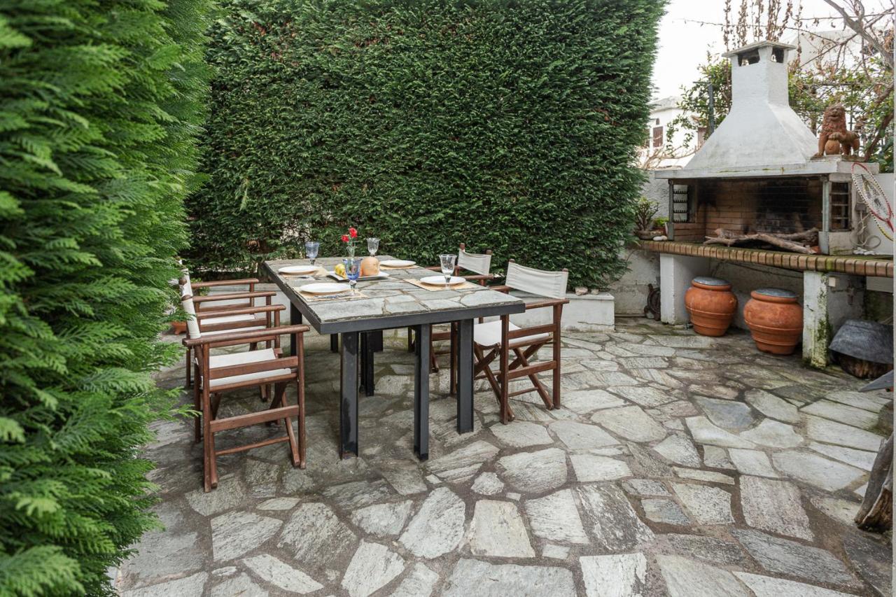 Iloi's In Peaceful Village W. Private * Koropi