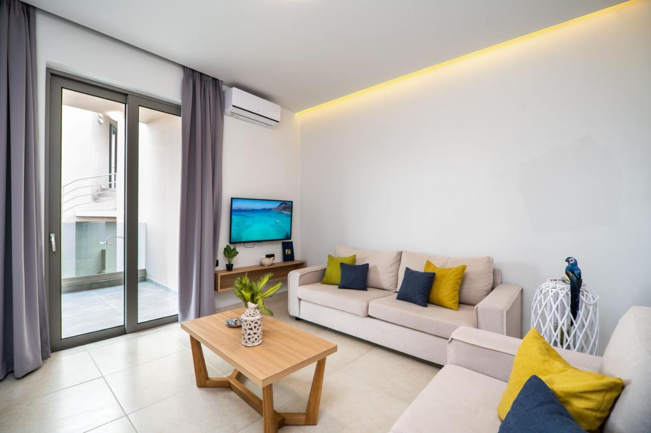 Aegean Breeze Luxury Next To The Sea Aparthotel *